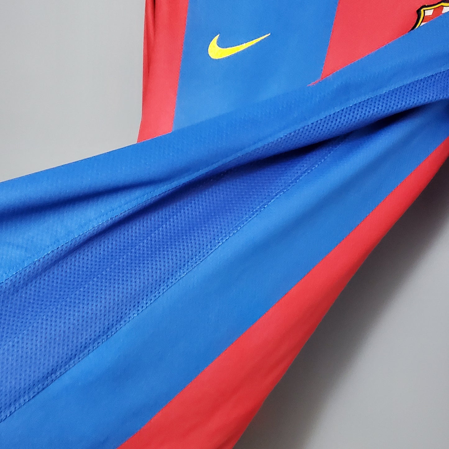 Barcelona Retro 06/07 Home (Fan)
