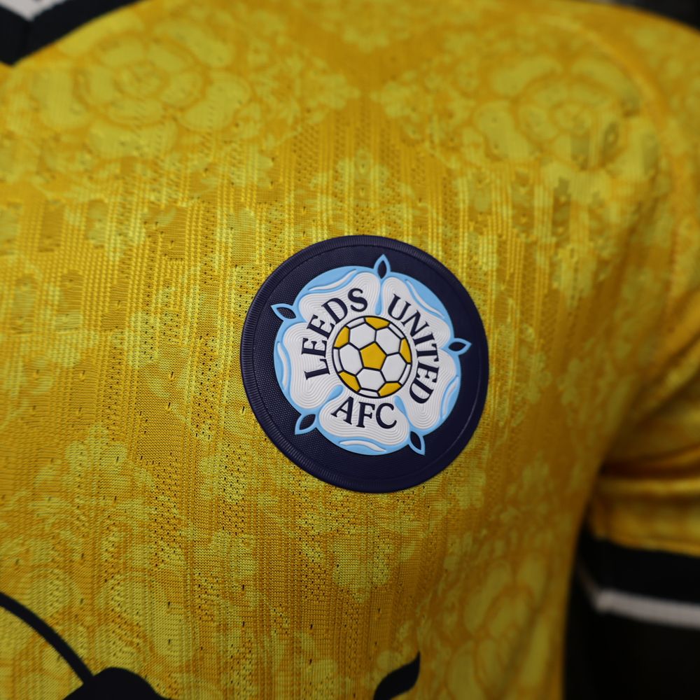 Leeds United 26/27 Away (Player)