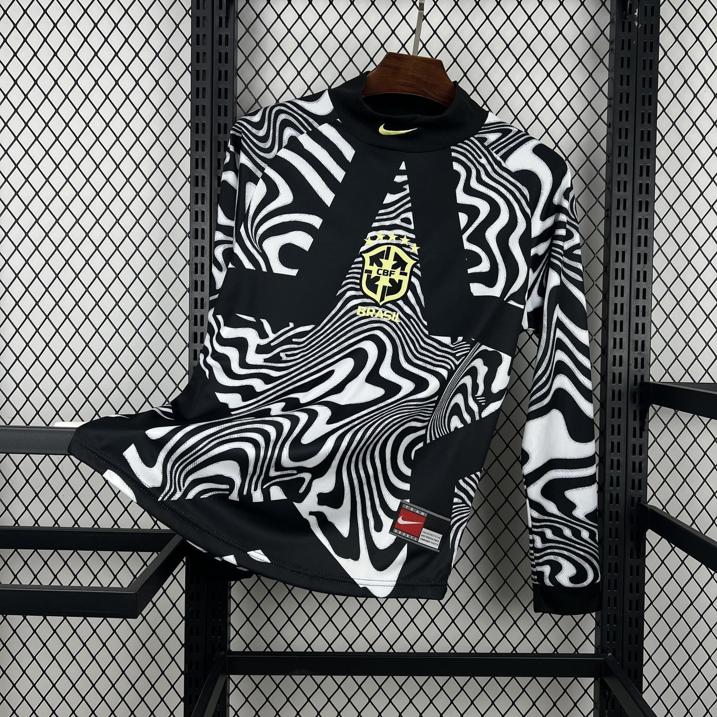 Brazil World Cup 2026 Long-Sleeve Goalkeeper Hollywood Edition (Fan)