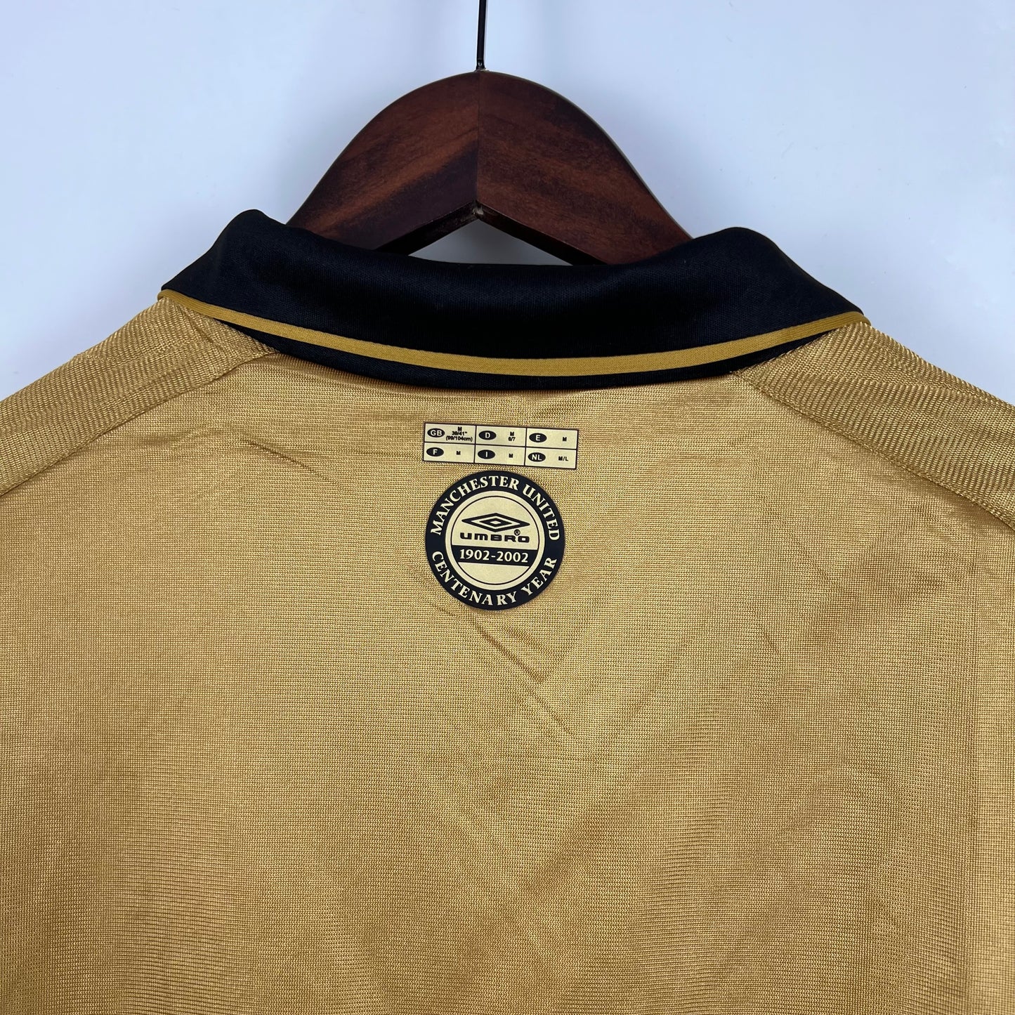 Manchester United Retro 01/02 100th Anniversary Edition Long-Sleeve (Fan)