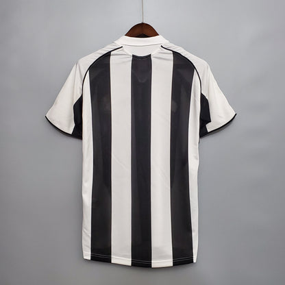 Newcastle United Retro 05/06 Home (Fan)