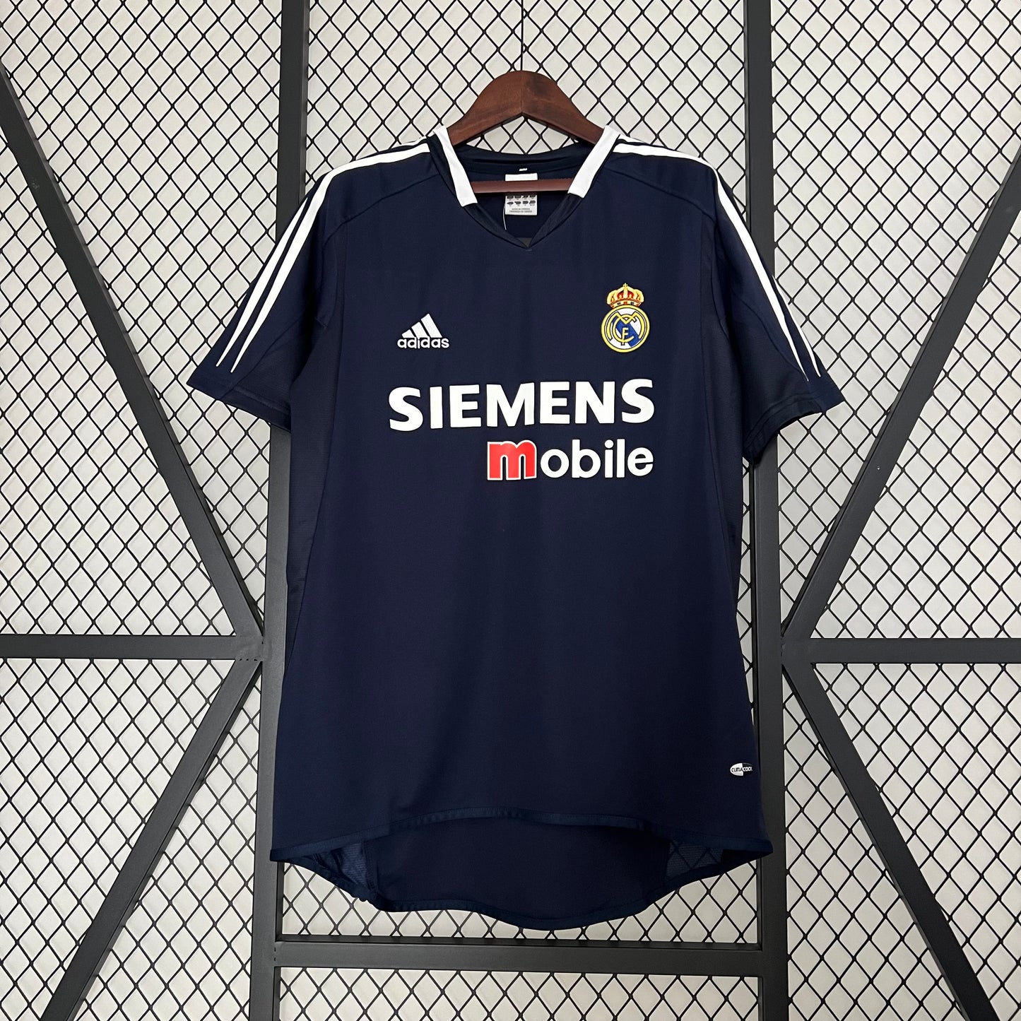Real Madrid Retro 08/09 Third away (Fan)