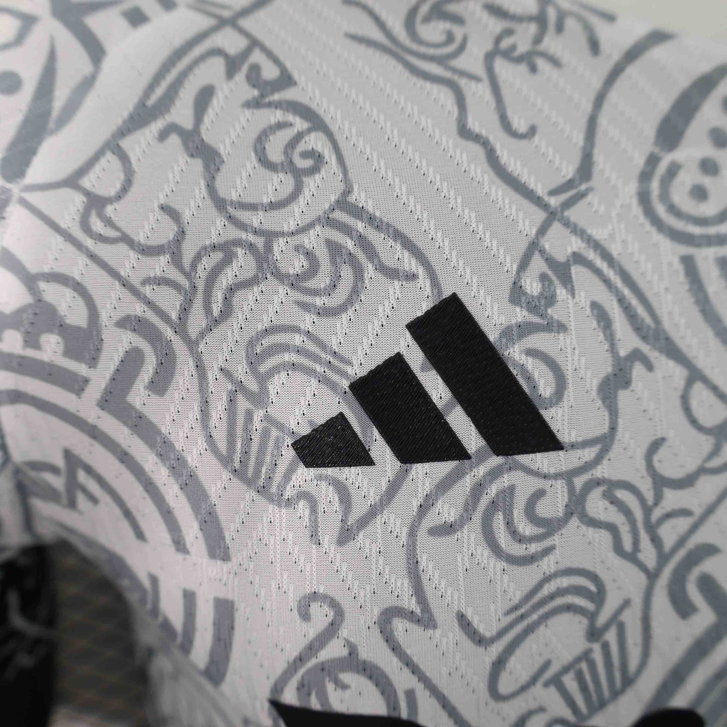 Real Madrid 24/25 Multicolour White (Player)