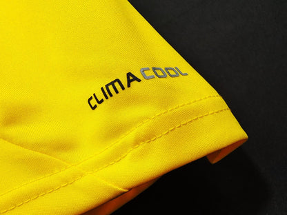 Real Madrid Retro 2011/2012 goalkeeper yellow (Fan)