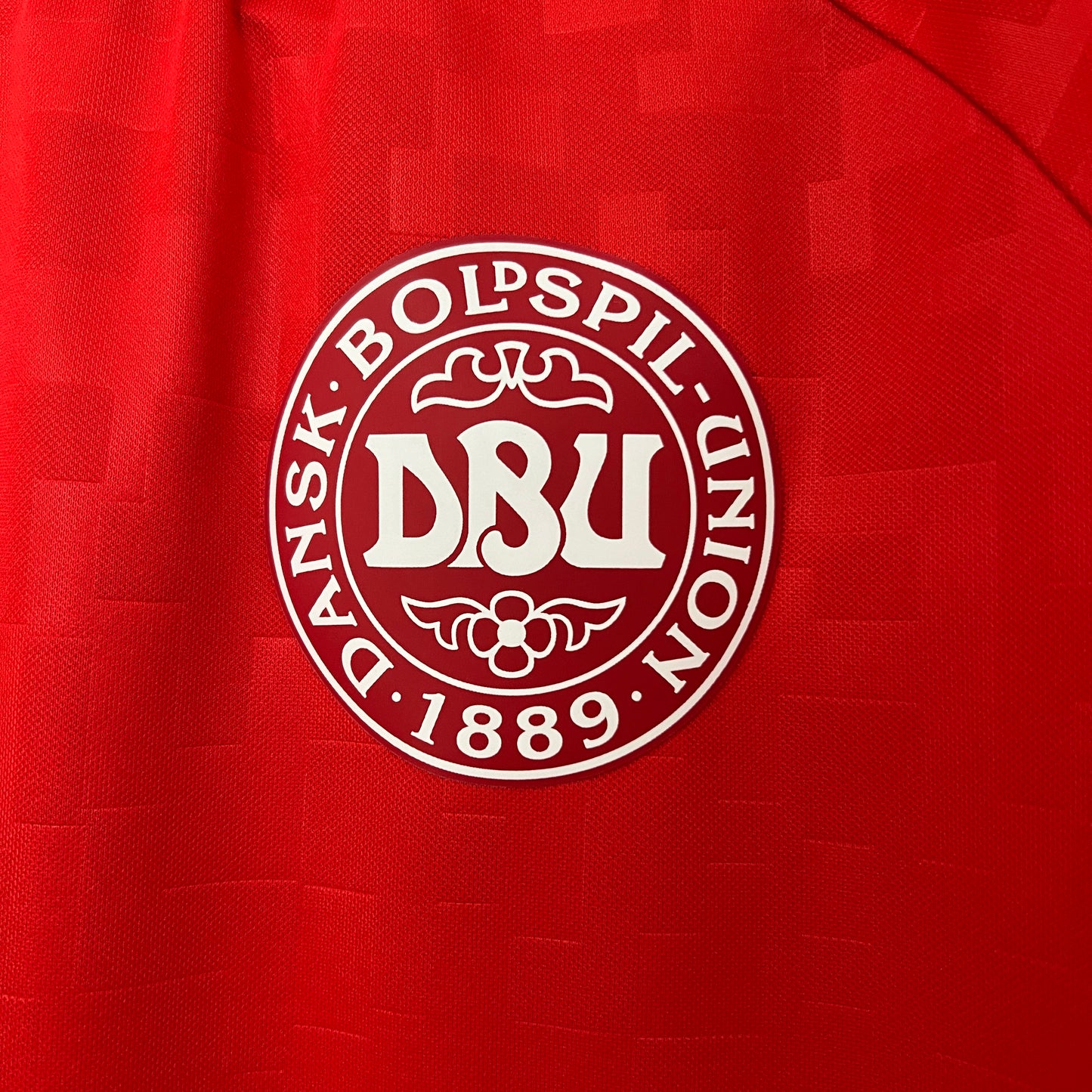 Denmark Euros 24/25 Home (Fan), Badge