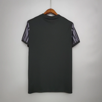 Liverpool Retro Limited Edition (Fan)