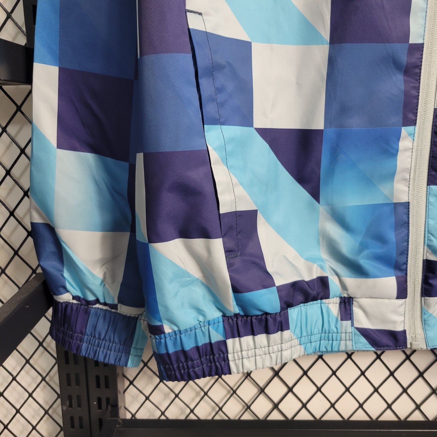 Manchester City 23/24 Windbreaker (Fan)