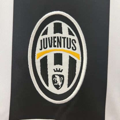 Juventus Retro 04/05 Home (Fan)
