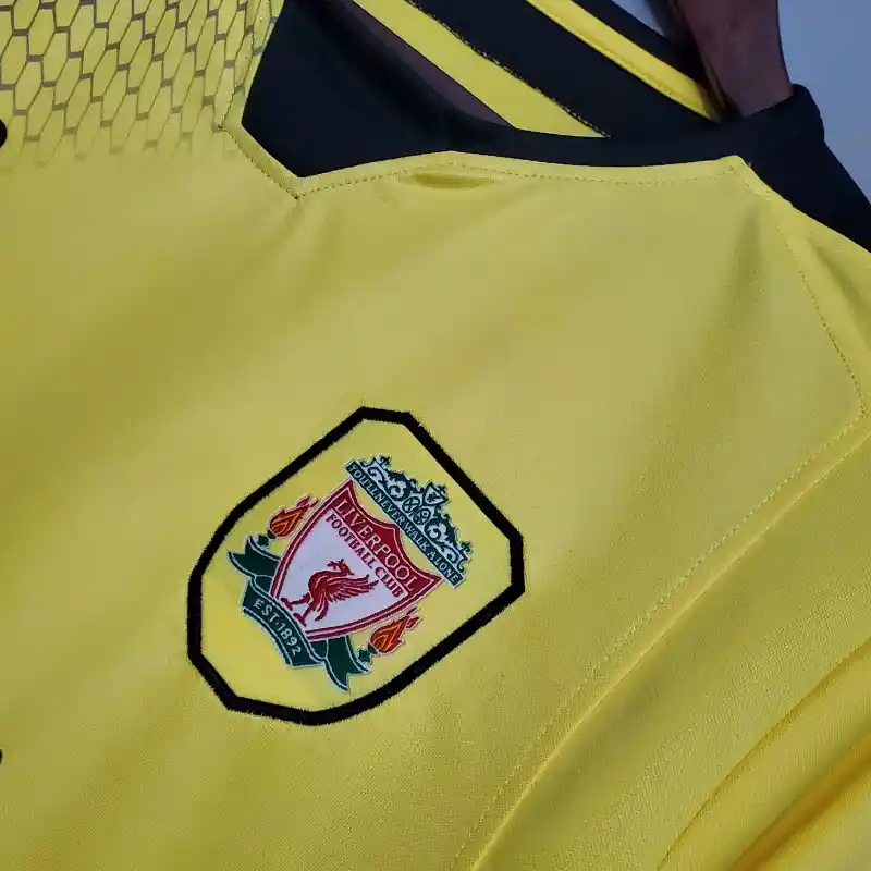 Liverpool Retro 04/05 Away (Fan)