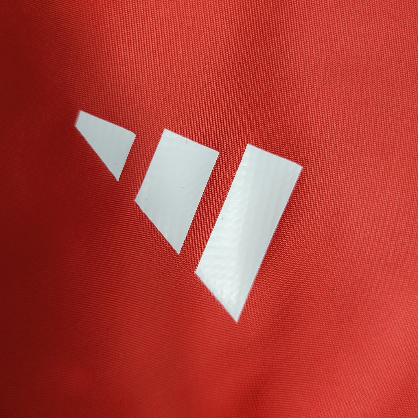 Bayern Munich 23/24 Red Windbreaker (Fan)
