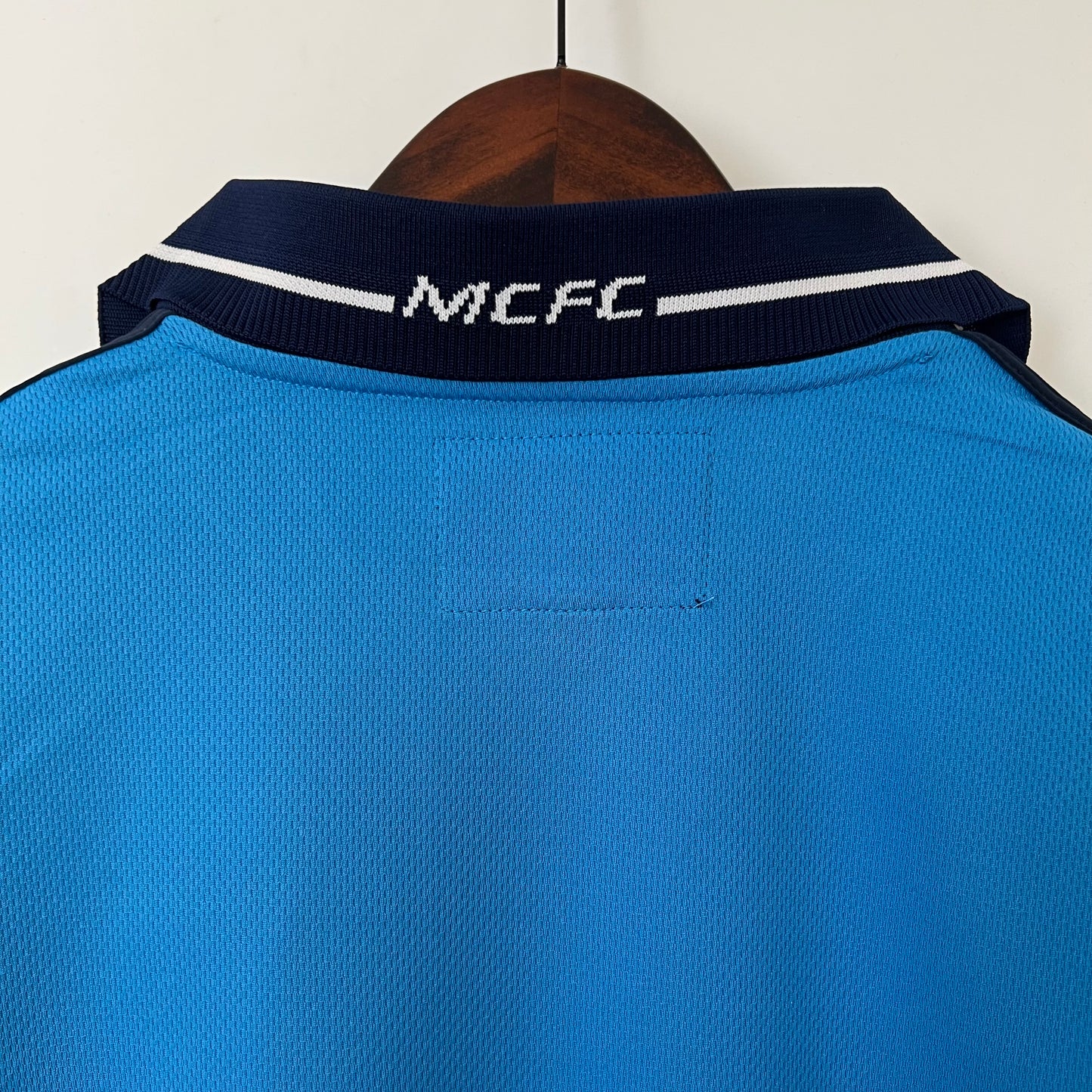 Manchester City Retro 01/02 Home (Fan)